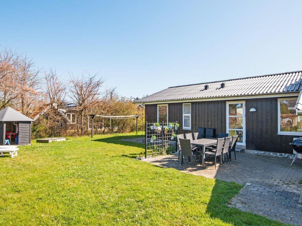 9 Person Holiday Home In Juelsminde Sonderby  Exterior photo